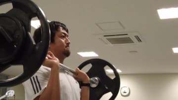 ロッテ澤村の早朝ウェート動画　20万再生間近！「澤村拓一という生き方に男は憧れる」など反響続々
