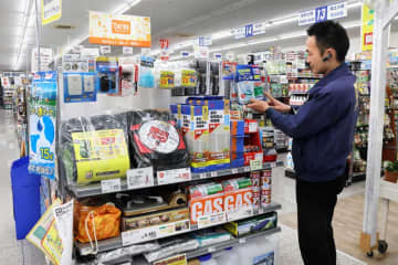 地震多発の千葉県、防災用品が売れ行き伸ばす　ホームセンターは売り場特設「売り上げ3～4倍」　県民に「備え」広がる