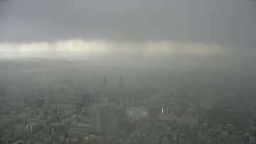 “春の嵐”が祝日列島直撃　東京に巨大雨柱 関東でひょうも
