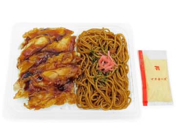 焼きそばをおかずに鶏めしで1,000kcal超えのボリューム弁当が税込540円! セブン‐イレブンが「鶏めし＆焼きそば弁当(別添マヨネーズ)」を発売