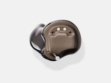 パナソニック、スマホやテレビとBluetooth「LE Audio」でつながる補聴器