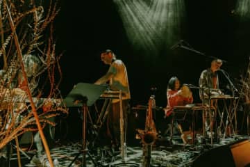 シャバソン&ケルゴヴィッチ、テニスコーツとともに渋谷・WWWの都市型アンビエント・イベントに出演