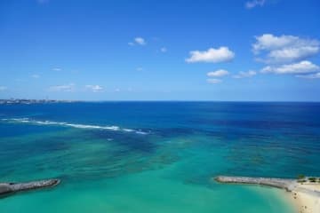 円安でもリゾート気分満喫の沖縄を下したのは、10～30代男女が「ゴールデンウィークに行きたい国内観光地」【トップ3】