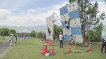 「クライミング」の体験教室　地元の子どもたちなどが参加　三重・尾鷲市