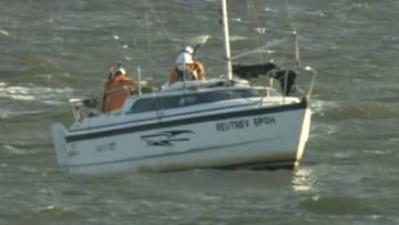 【速報】東京湾で漂流したボートの7人全員救助　エンジントラブルの可能性　東京ディズニーリゾート近く