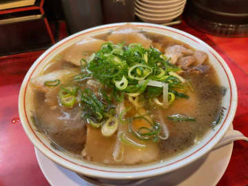 行列覚悟！京都を代表する屈指の人気ラーメン店「本家第一旭」