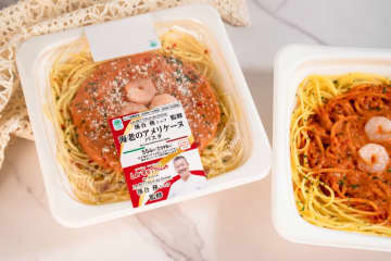 「ラ・ベットラ・ダ・オチアイ」落合務シェフコラボ第2弾、海老の風味と野菜の旨味を感じる濃厚な「海老のアメリケーヌパスタ」、ファミリーマートが本日21日(火)発売