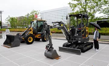 トンネルの上で”にぎわい創出”イベント　千葉市役所－千葉銀行本店前　きょうまで開催