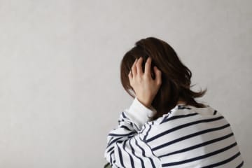 「うちの親は毒親です」　優秀な兄と比べられ「あんたは逆立ちしても無理よ」と言われた女性の記憶