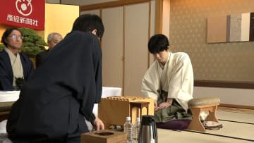 藤井聡太八冠vs山崎隆之八段　棋聖戦五番勝負始まる　勝てば最年少で「永世棋聖」称号を獲得