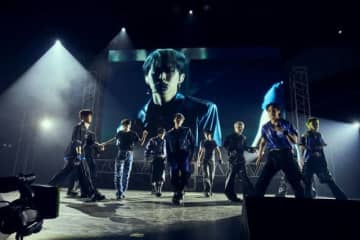 JO1、8thシングル「HITCHHIKER」ショーケース・イベントでファンへ感謝