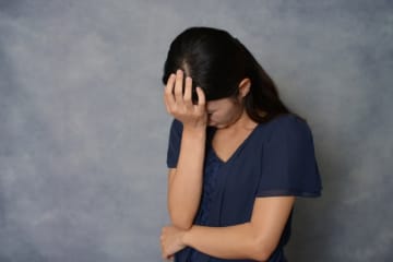 結婚が決まったら親友がそっけなくなって…「元気でね」と絶縁された女性の悲しみ