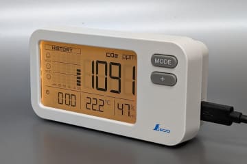 LEDの色変化でわかりやすい!　シンワ測定の光学式デジタルCO2濃度計【ミニレビュー】