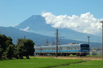 修善寺～三島の鉄道が全駅クレカタッチ決済対応　24年度内