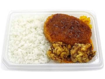嬉しいワンコイン以下! 唐揚とコロッケ、スパゲティも盛付けて税込421円のお弁当! セブン‐イレブンが「コロッケ＆唐揚げ弁当」を本日2日(火)発売