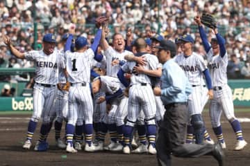 専大松戸の遠征事情…私がほとんど「千葉県以外、関東圏内」の学校としか練習試合を組まない理由【持丸修一 76歳名将の高校野球論】