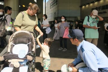 子どもの車内放置、保護者の半数「経験」データも　気温35度は15分で危険レベル　暑さ本格化、千葉県警ら呼びかけ強化　「短時間でも危険、命守れない」　