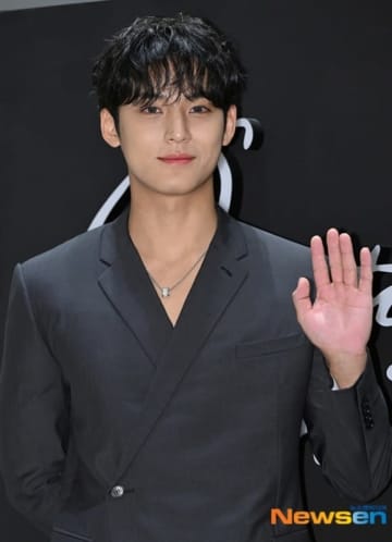 【PHOTO】SEVENTEEN ミンギュ＆キム・ジェヨンら、シャンパンブランド「MOET＆CHANDON」のイベントに出席
