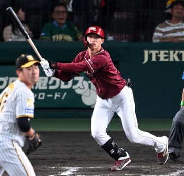 楽天・辰己妻のユーチューブが炎上　敵チームのスタンドで応援、野次も…「何がしたいの」「本当にやめて」と批判殺到　辰己は妻を擁護