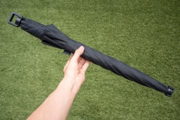 【いつモノコト】カーボンで作った東レの傘が面白い