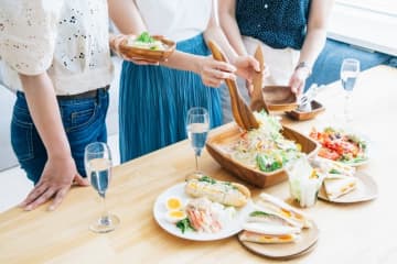 嫌すぎる！ホームパーティに招待したらヤンキーの息子だけを参加させようとする友人