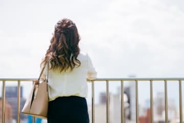 「早く子どもを産めない年齢になりたい」と30代女性が思うようになった理由