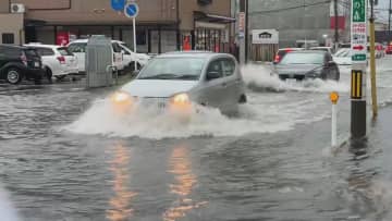 7月の観測史上最大　新潟市中央区で3時間に106.5ミリの雨　新発田市には「土砂災害警戒情報」（25日正午現在）《新潟》