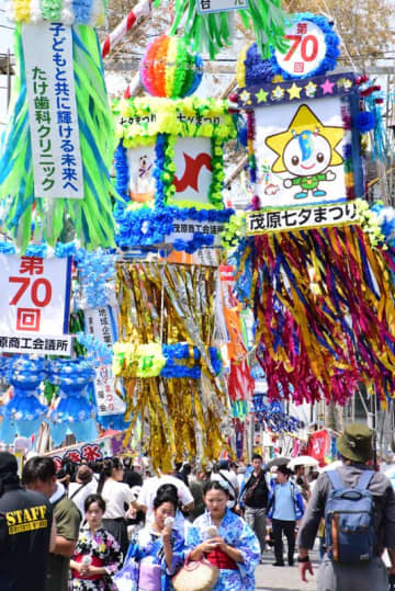 70回目の七夕まつり　開幕装飾鮮やか、高校生も参画　茂原で28日まで