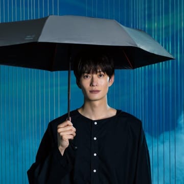 岡田将生CMでも話題の日傘はもはや定番、10～30代男女がやっている「暑さ対策」【トップ3】