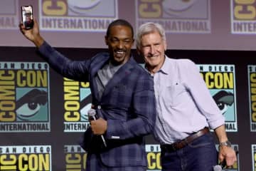 「私のオタク人生にこんな日が来るなんて！」世界中で話題の“レッド・ハルク”の正体は？ハリソン・...