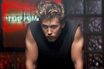 A・バトラー、T・ハーディら豪華スター初共演！“バイク映画”の歴史に名を刻むクールな1作が誕生...