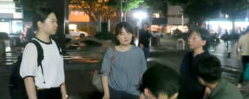 夏休み、少年の非行防止へ　千葉県警が千葉駅周辺パトロール　路上喫煙や飲酒疑い90人に声掛け
