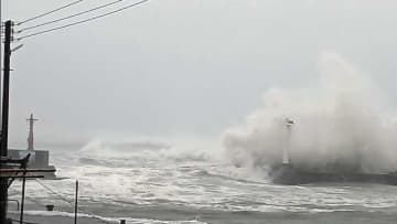 【速報】千葉県全域に大雨、暴風警報　夜にかけピークに　避難所開設も　台風7号接近