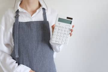 金融資産7000万以上でも「旅行は素泊り」「服や身の回り品はリサイクルショップ」と節約しまくる女性