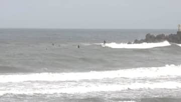 「男性がサーフィン中に姿が見えなくなった」と通報…千葉県一宮町の海岸でサーファーの男性が行方不明になり遺体で見つかる