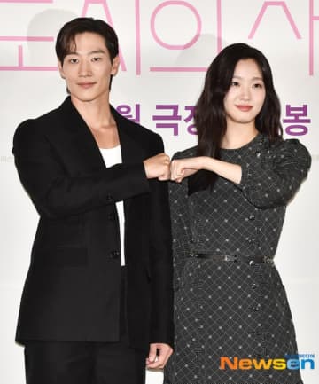 【PHOTO】キム・ゴウン＆ノ・サンヒョン、映画「大都市の愛し方」制作報告会に出席