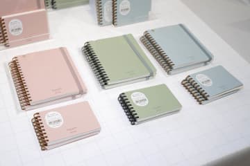 コクヨ「ソフトリングノート＜Sooofa＞」、携帯しやすいコンパクトサイズ