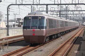 小田急、新型ロマンスカー設計着手　2028年度運行開始