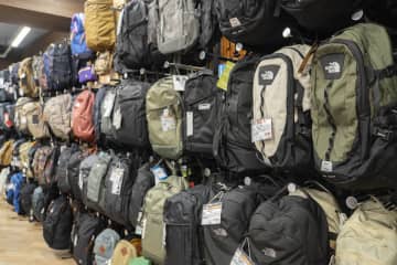 アウトドア系バッグをビジネス・普段使いにも　丈夫で背負い心地も快適