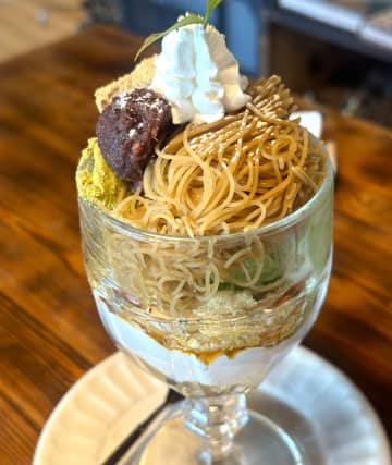 ハンドドリップで丁寧に淹れるコーヒーとわらび餅スイーツを古民家で味わう カフェ ドラゴン（大網白里市）