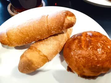フレンドリーな店主と素朴な味に癒されるマニラのパン屋さん　「Delights！　Café　＆　Pan　de　Manila」（千葉市中央区）
