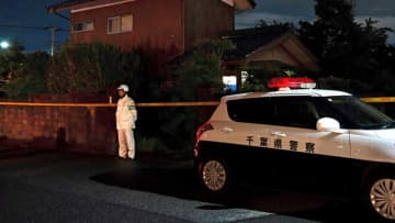 船橋の住宅に押し入り強盗　70代女性が重傷　目出し帽の男2人逃走中
