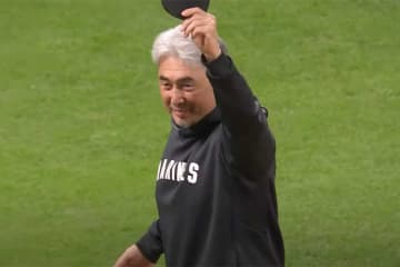 敗退後に見せた“神対応”「目頭が熱くなった」　吉井監督に感動の声続出「本当イケオジ」