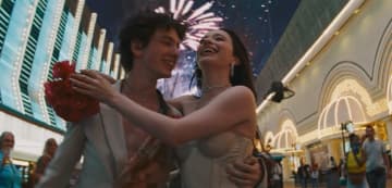 カンヌ国際映画祭最高賞を受賞した、ショーン・ベイカー監督最新作『ANORA アノーラ』2025...
