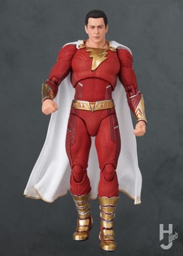 DCヒーロー・シャザムが『シャザム！～神々の怒り～』ver.でアクションフィギュアに！クリアー素材のエフェクトパーツに魔術師の杖も付属【MAFEX最新情報】