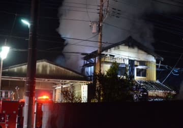 焼け跡から1人の遺体　東金の住宅で火災