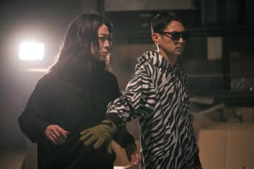 “壮絶な過去を背負う復讐屋コンビ”窪塚洋介×亀梨和也『外道の歌』追加キャストに寺本莉緒、川床明...
