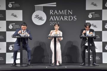 【松村沙友理】星の数だけちゅるるんる～ん　まるでアミューズメントパークにいるかのような楽しさ　
