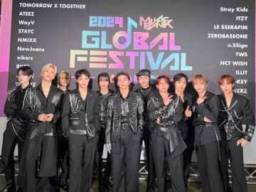 INI、KBSの人気番組『ミュージックバンク』が主催する年末スペシャル・イベントに出演