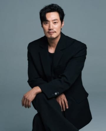 イ・ヒジュン、坂口健太郎からのラブコールに言及「いつか共演しようと話した」